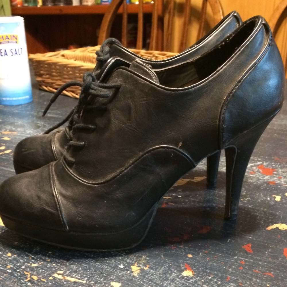 Oxford style heels